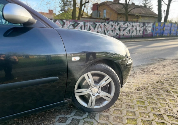 Seat Ibiza cena 3999 przebieg: 289000, rok produkcji 2004 z Warszawa małe 211